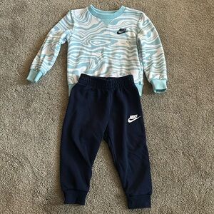 Nike Long Sleeve Set